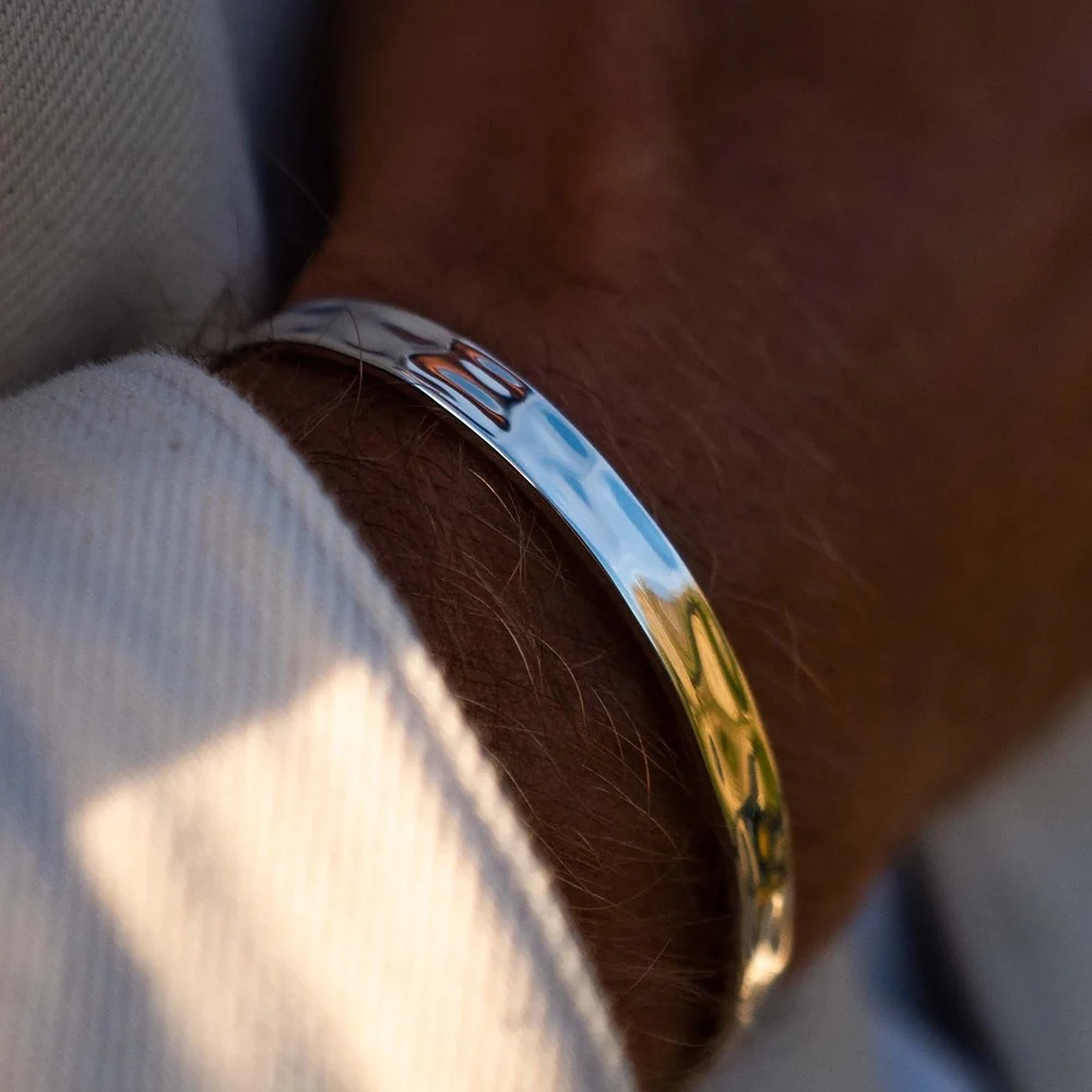 Kymolos Cuff